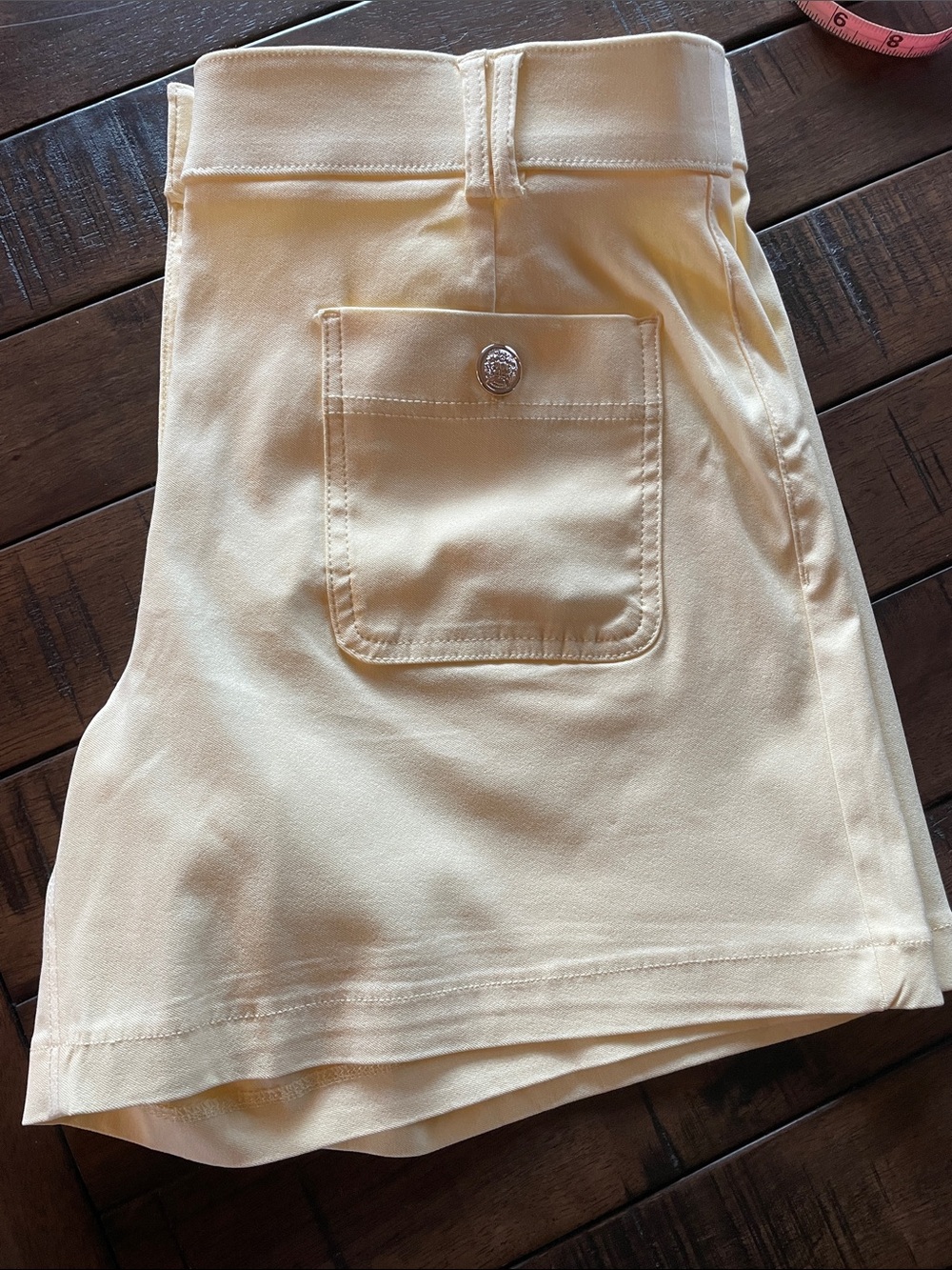 Jules & Leopold Butter Yellow Front-Pocket High Rise Shorts - Picture 11 of 13